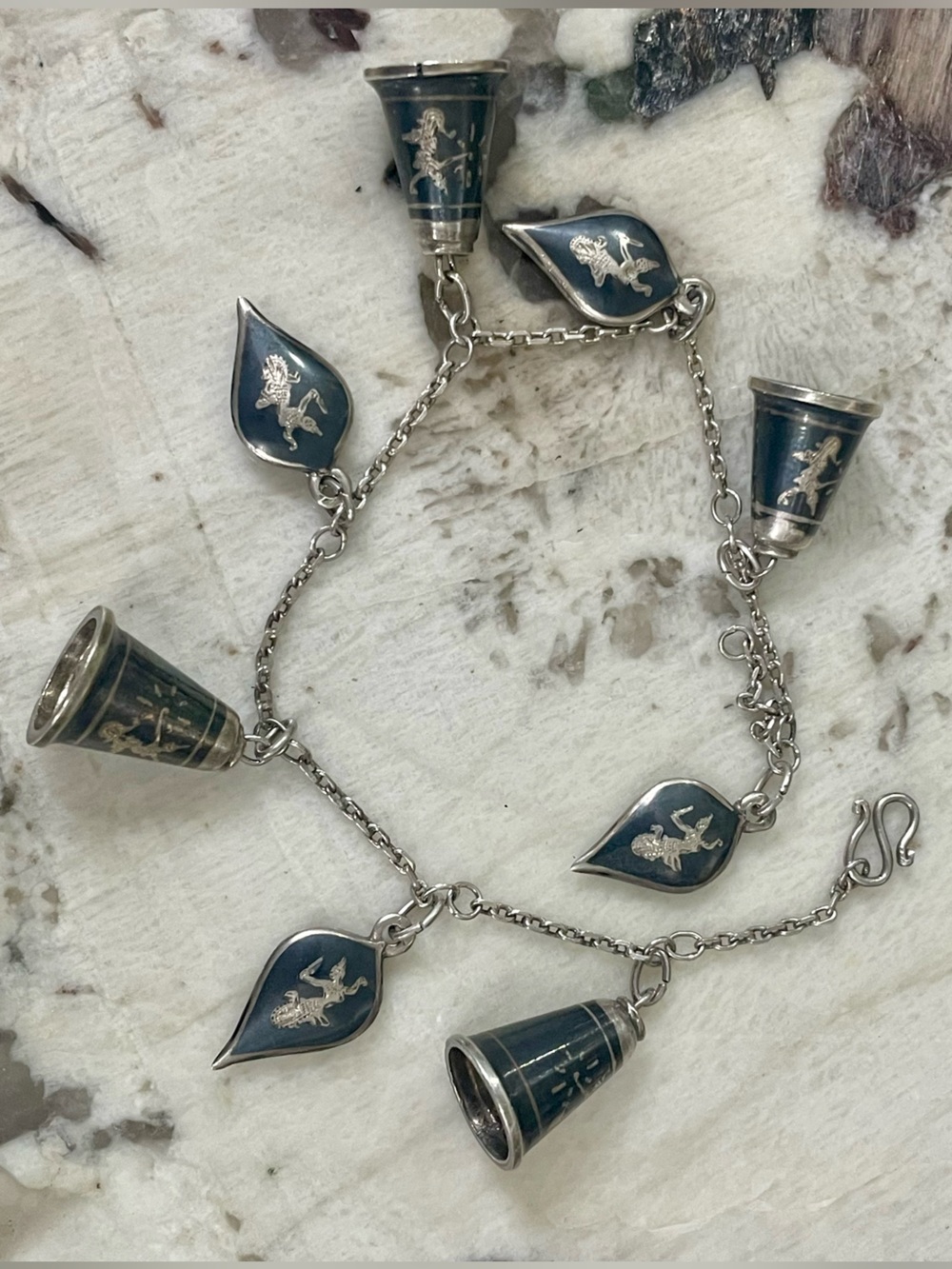 Sterling Siam Niello Eight Piece Leaf Bell Charm Bracelet - Vintage 7.5”